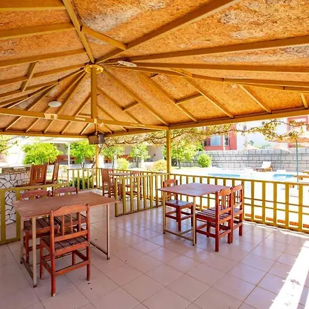 מלון דירות Patara Evleri 3*